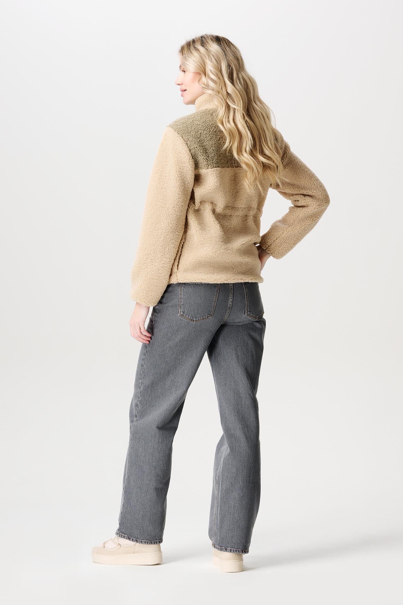 Jacke aus Teddyfell, gemütlich und warm durch die Schwangerschaft. Online. kaufen oder mieten bei Mutterkleid