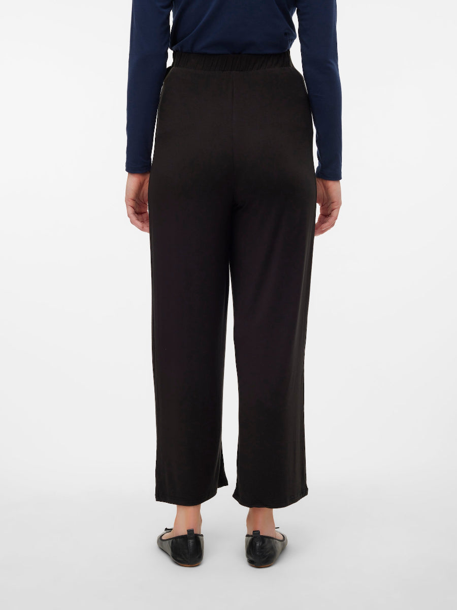 Rückansicht weiche Umstandshose von Mamalicious. Kaufe oder miete Umstandsmode bei Mutterkleid