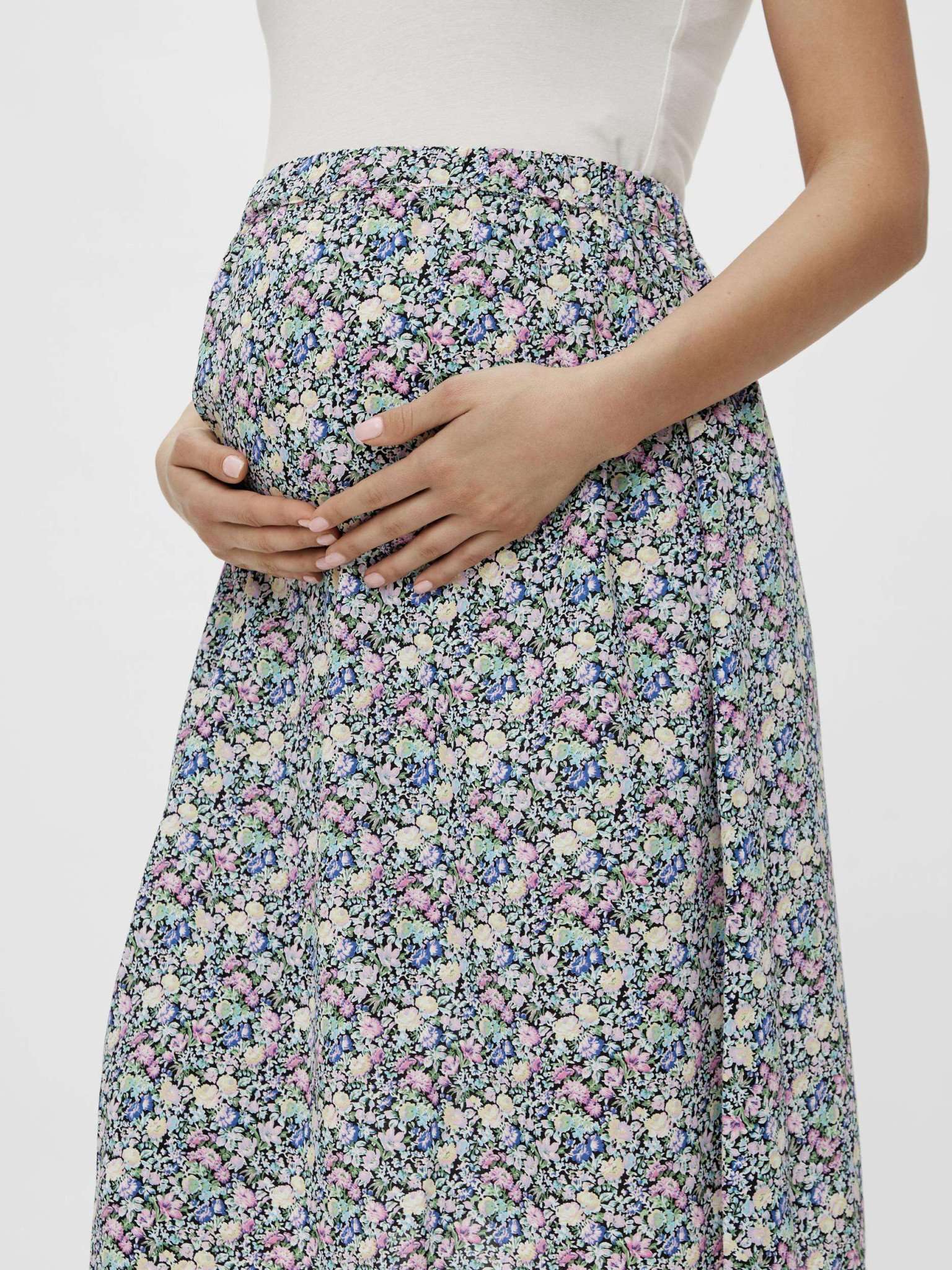 Mutterkleid mamalicious Umstandsrock geblümt