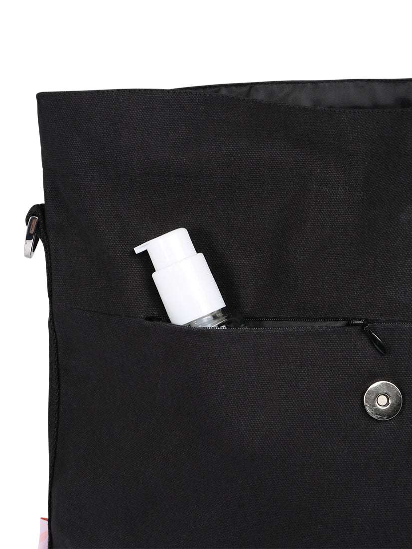 Wickeltasche schwarz mit Außenfach für Schlüssel und Handy