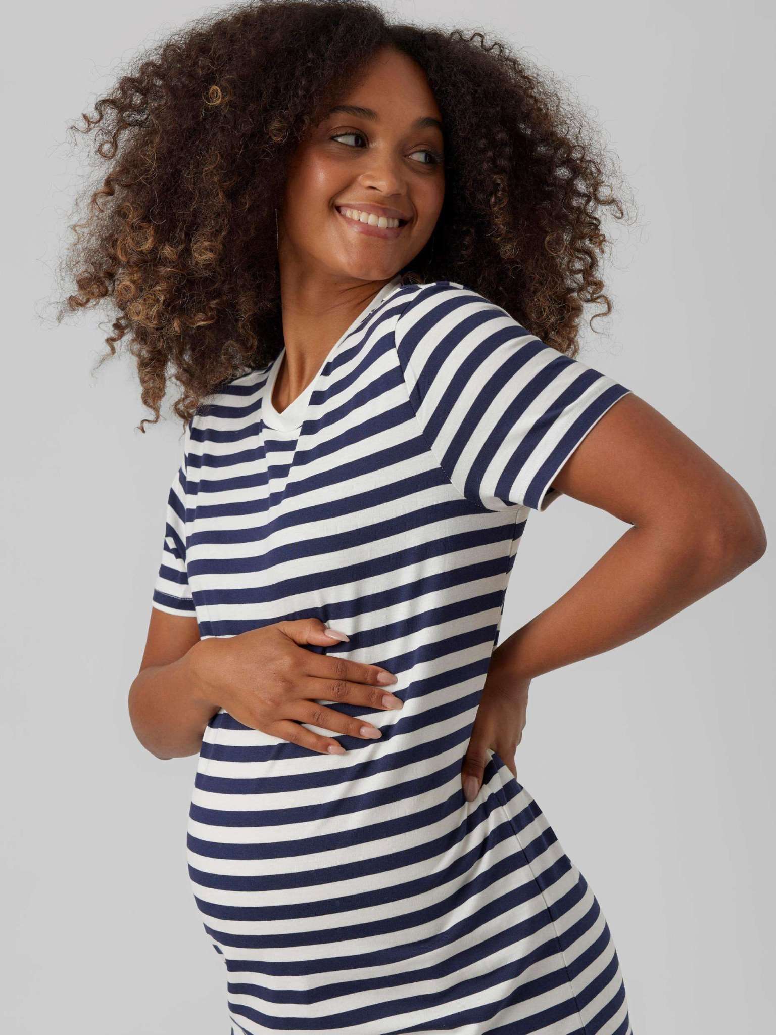 Vero Moda Maternity Umstandsshirtkleid online kaufen bei Mutterkleid gestreift Navy/off-white Knielänge kurzer Arm Rundhalsausschnitt 100% Baumwolle