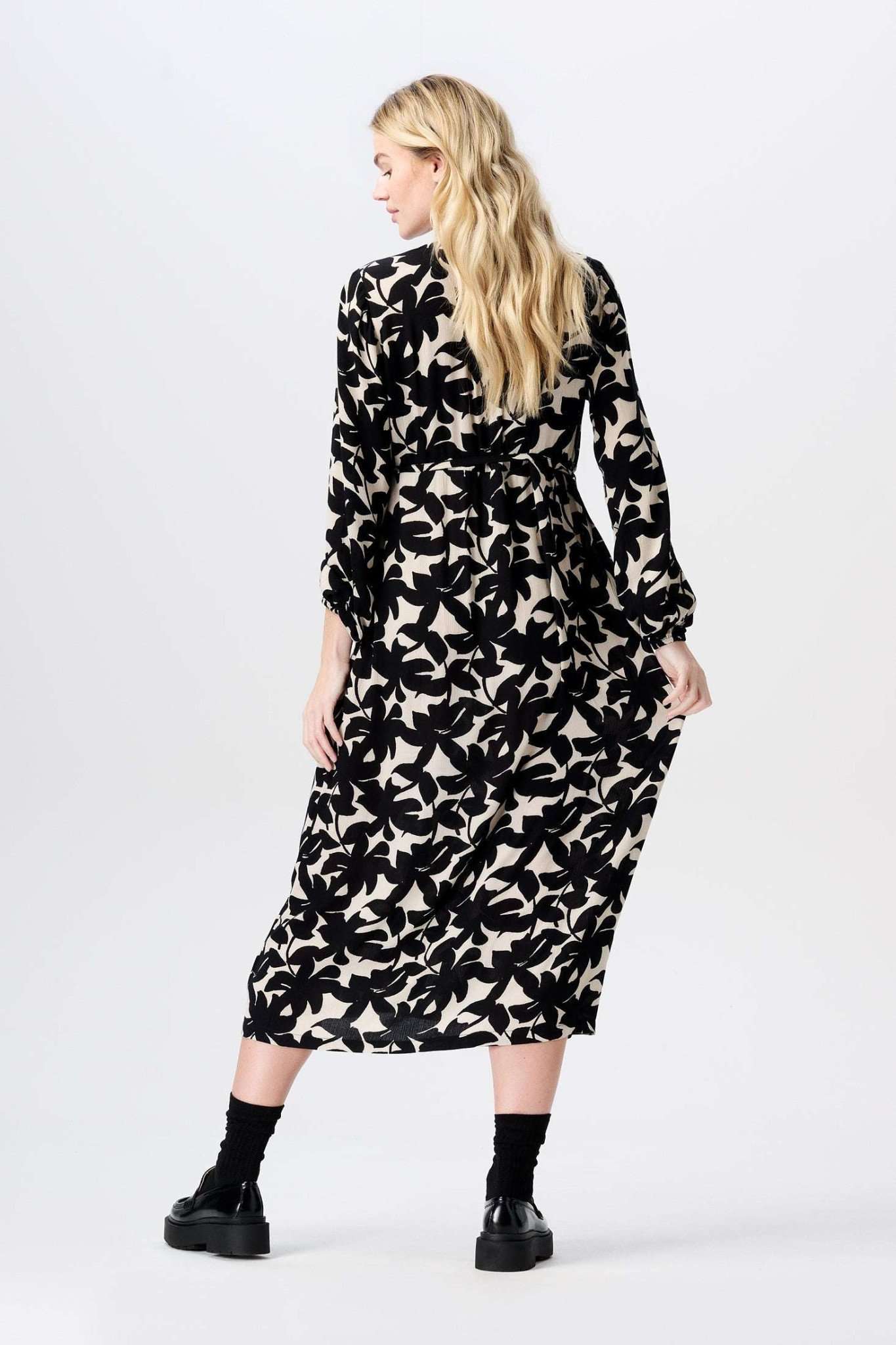 Umstands- und Stillkleid mit Blumenprint