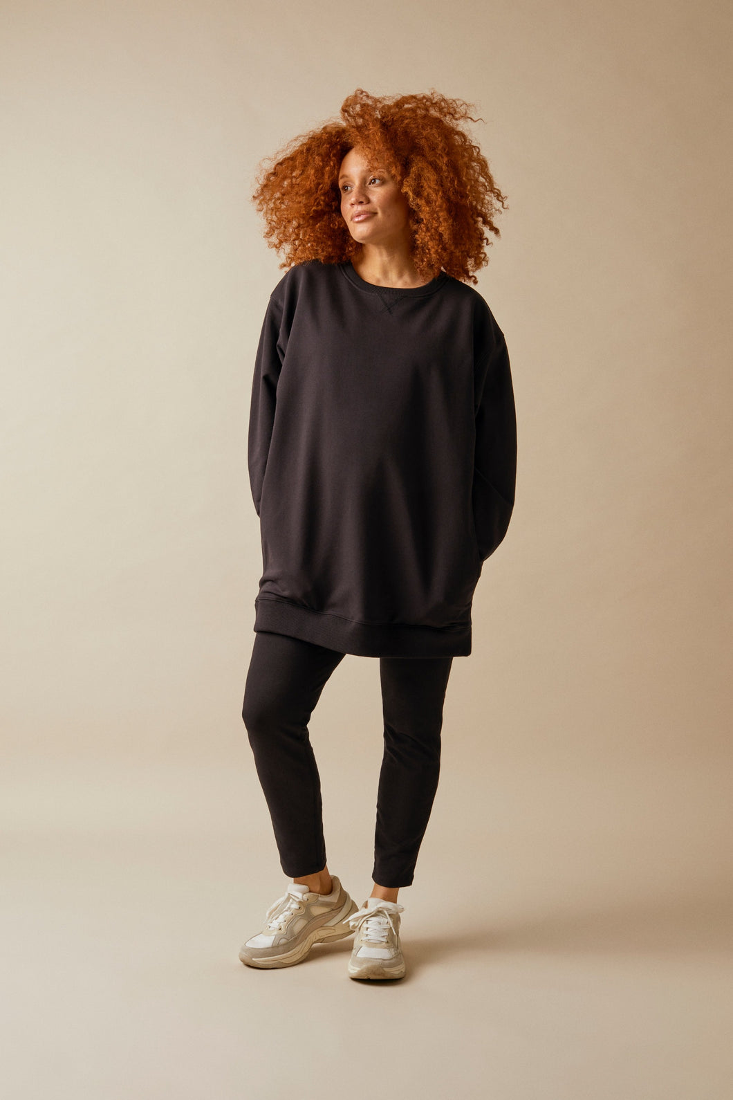 Boob Umstandspullover mieten und online kaufen bei Mutterkleid, schwarz, Rundhalsausschnitt, oversize
