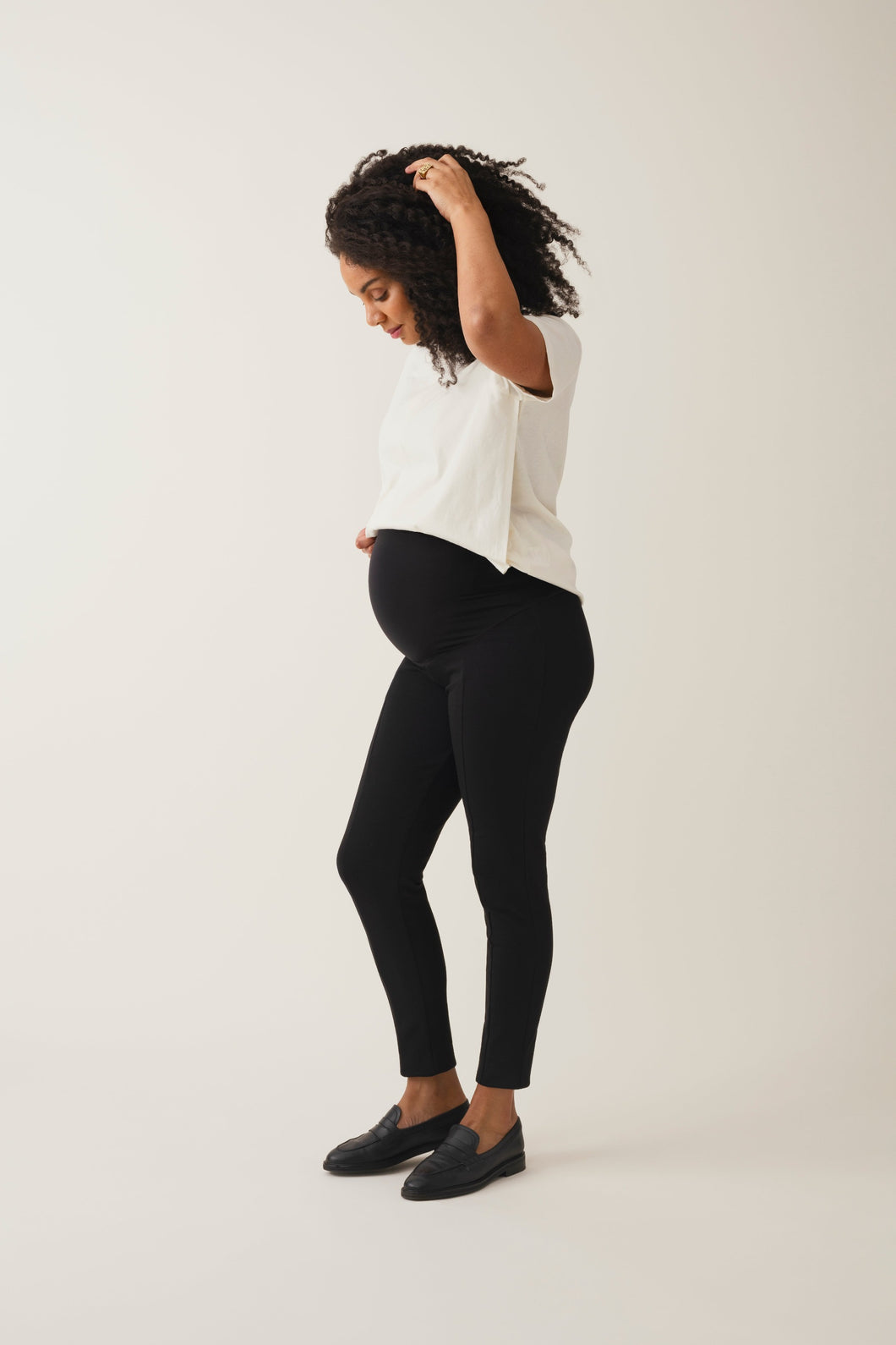 Boob Umstandshose leihen und online kaufen bei Mutterkleid, schwarz, knöchellang, mit nachhaltigem TENCEL™ Lyocell