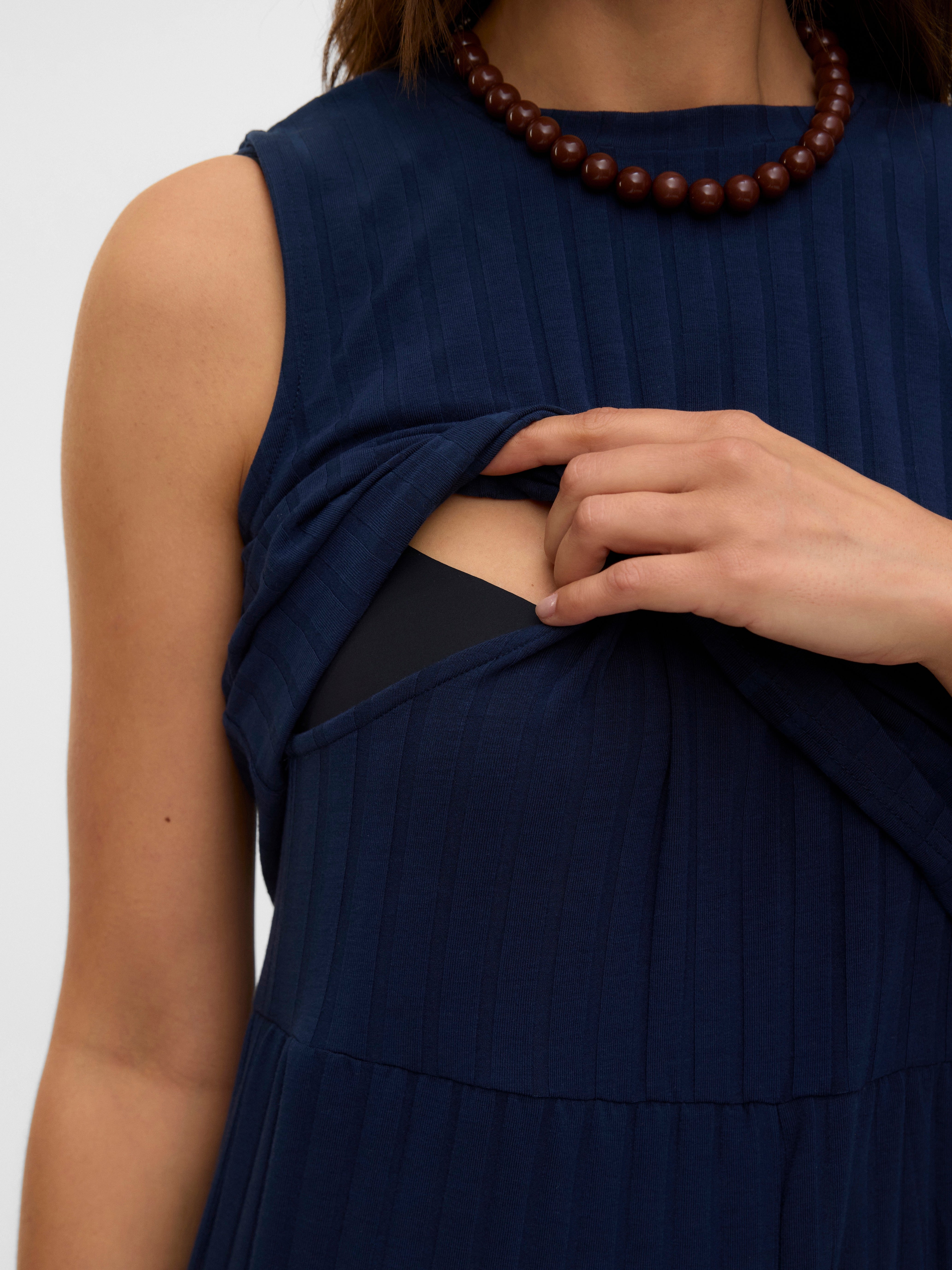 Jumpsuit für Schwangerschaft und Stillzeit