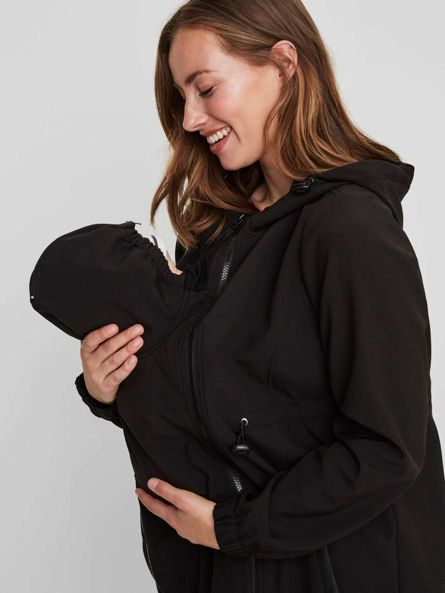 Mamalicious 3-in-1-Umstandsjacke leihen bei Mutterkleid. Trageeinsatz für Baby.