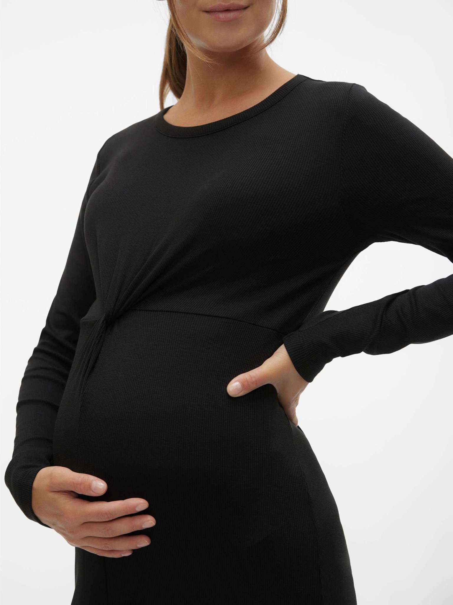 Ripp Umstandskleid leihen und kaufen bei Mutterkleid von Mamalicious mit Knotendetail über dem Babybauch stretchig weiche Haptik angenehmes Tragegefühl