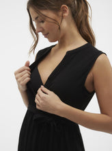 Lade das Bild in den Galerie-Viewer, Mamalicious Umstandskleid leihen und online kaufen bei Mutterkleid schwarz mit Knöpfen vorne für einfaches Stillen in der Öffentlichkeit
