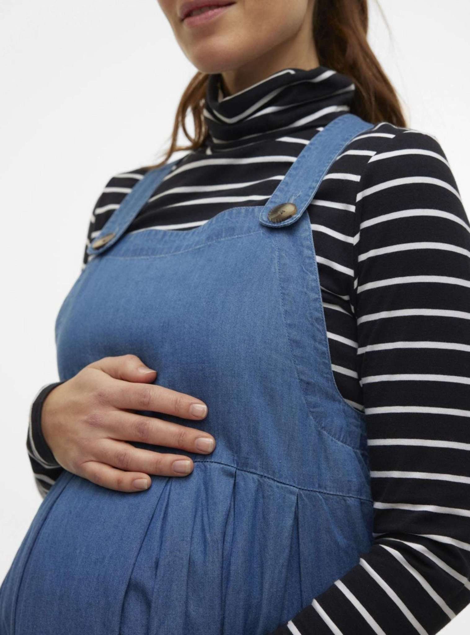 Mamalicious Latz Umstandskleid mieten oder kaufen in Jeansoptik bei Mutterkleid