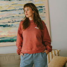 Lade das Bild in den Galerie-Viewer, 2nd Hand Still-Baumwollsweater, rot

