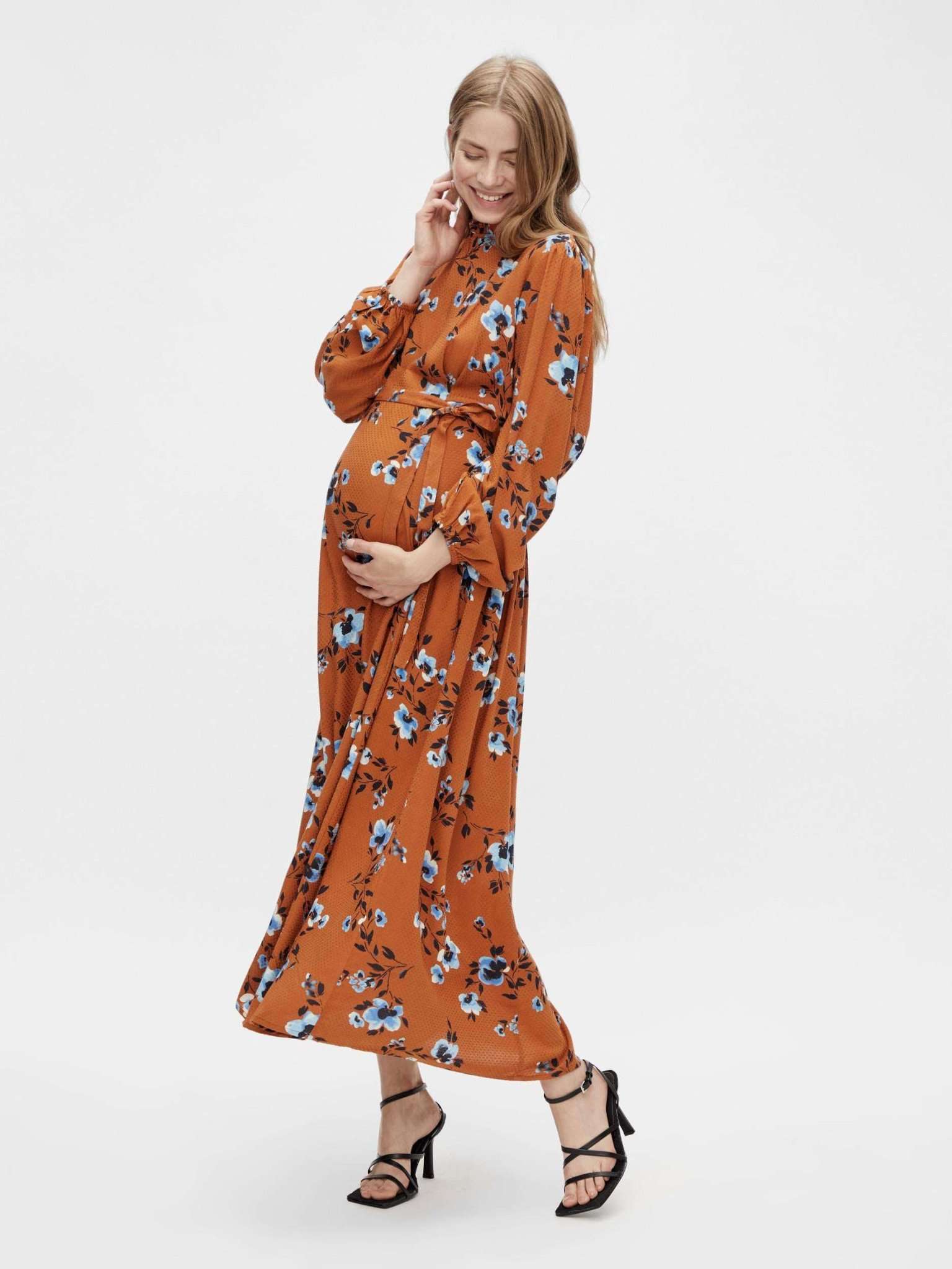 Maxi Umstandskleid online kaufen und mieten bei Mutterkleid Allover Floralprint, lange Ärmel, Stehkragen, aus Viskose, fließender Fall, hellbraun