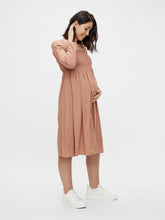 Lade das Bild in den Galerie-Viewer, Mutterkleid Umstandskleid aus Livaeco Viskose mit Tupfen von Mamalicious online kaufen oder mieten
